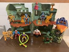 MOTU Masters of The Universe castello CASTLE GRAYSKULL + 8 Personaggi È Veicolo