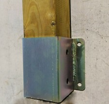 Staffa a muro per travi in legno portapilastro a parete fissaggio porta pilastro