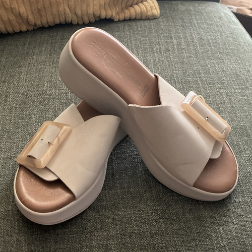 Sandali con zeppa fibbia - e,