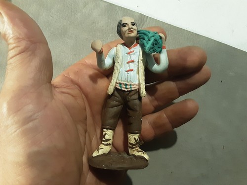 Personaggio presepe in - ,,