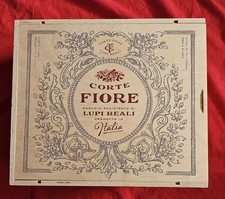 Vintage Corte Fiore Lupi Reali