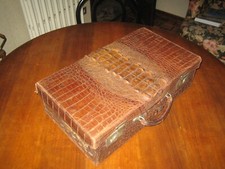 Valigia in coccodrillo 1900 vintage