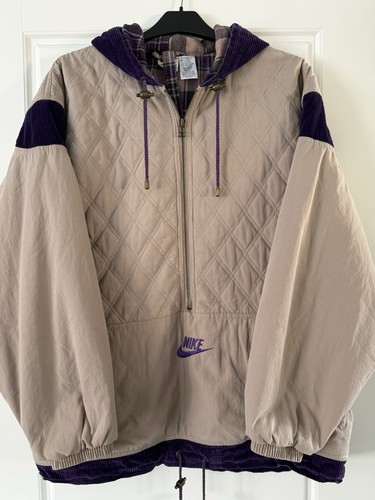 Nike lady foot locker vintage - nike,