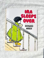 Ira Sleeps Over libro