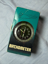 Vintage Analog Bathometer