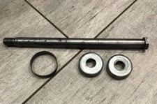 Perno forcellone posteriore