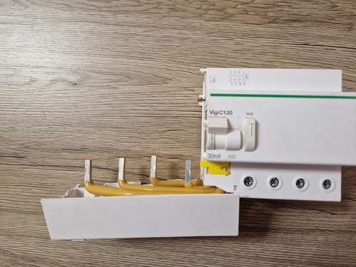 Merlin gerin multi - multi, c120