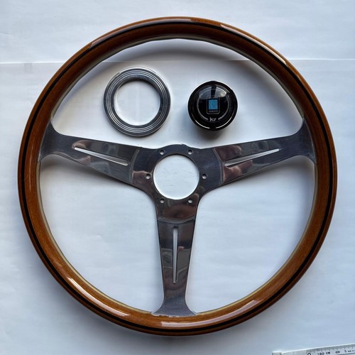 Excellent nardi steering wheel - excellent,