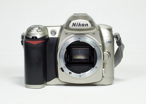 Nikon d50 silver - nikon, 10k