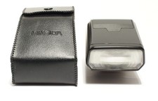 Flash TTL attacco a scarpa Minolta Program 3200xi + custodia - come nuovo.