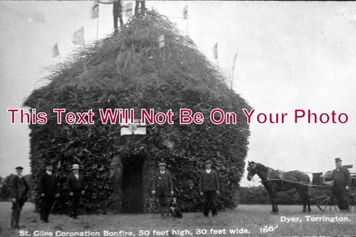 551 coronation bonfire - 551,