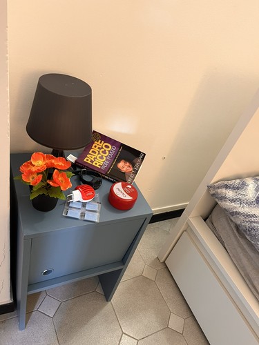 Comodino moderno grigio - comodino,
