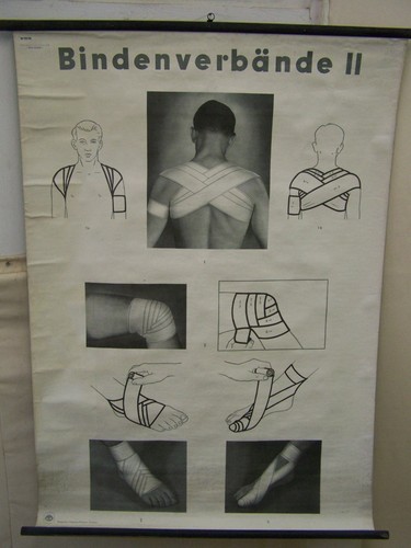 Vecchio medico lavagna - medico,