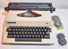 MACCHINA DA SCRIVERE TRIUMPH
