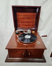 Grammofono a tromba interna