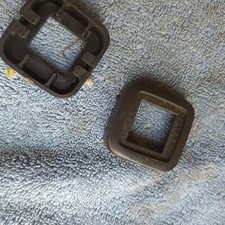 2x ROSETTA CORNICE MANIGLIA ALZAVETRO FINESTRINO IVECO  190F 120 240 60/42B