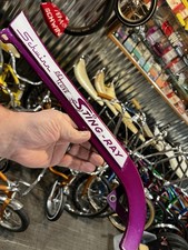 Schwinn Violet Deluxe Stingray