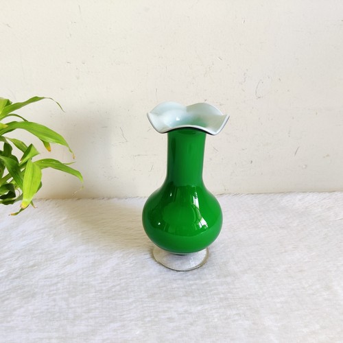 Vintage mano verde - mano, bianco
