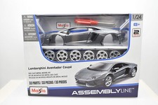 Modellino auto model kit di