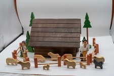 Giocattolo di legno casetta