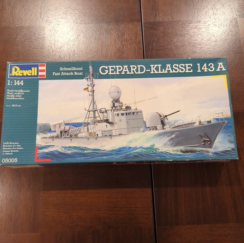 Revell 144 gepard klasse - revell, 1:144