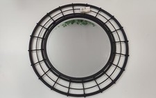 Specchio con grata in ferro