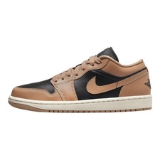 NIKE Air Jordan 1 Low