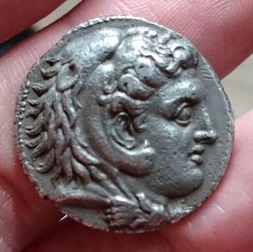 Beau tetradrachme de - (r1),