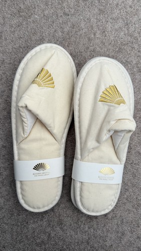Paia pantofole nuove - pantofole, mai