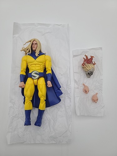 Hasbro marvel legends sentry - marvel,