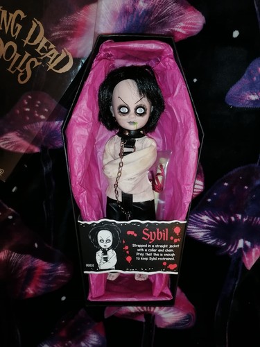 Living dead dolls sybil - sybil, serie