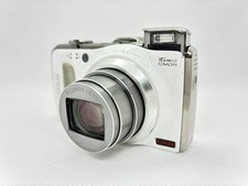 Fotocamera compatta Fujifilm Finepix F550 EXR usata affidabile fotocamera digitale