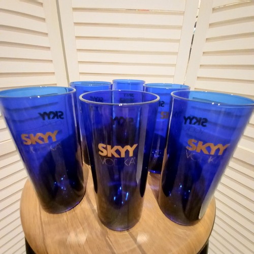 Set sei bicchieri vodka - sei, skyy