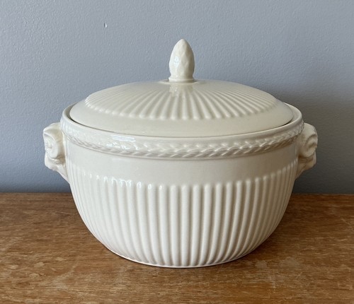 Wedgwood queen ware - wedgwood, queen’s
