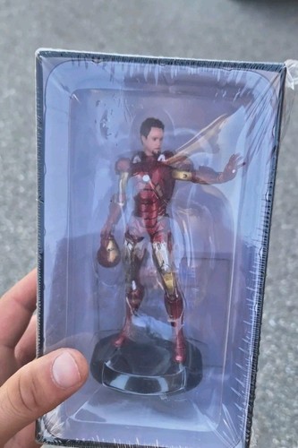 Action figure iron - iron, man
