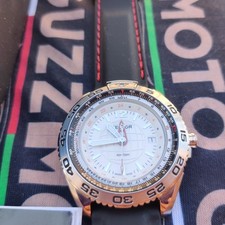 Orologio Sector Black Eagle 490 Con  Bracciale In Silicone Nuovo.