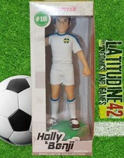 HOLLY & BENJI EXCLUSIVE