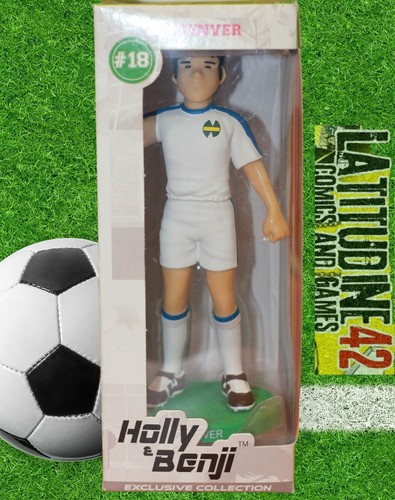 Holly benji exclusive - &,