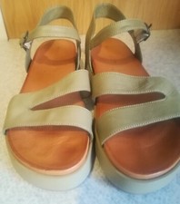 SANDALI NR 39 PELLAME ALTEZZA MEDIA USATI POCO, CON SCATOLA, OTTIMI!