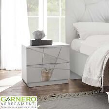 Coppia comodini moderni