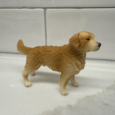 Schleich Dog #19395 Golden