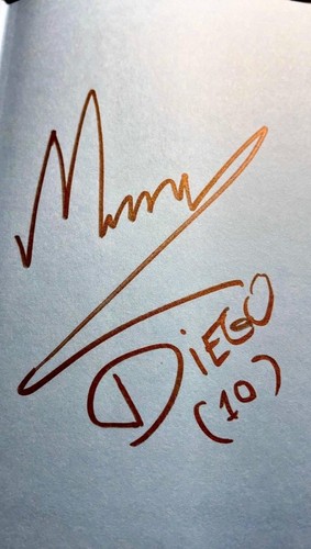 Diego maradona signed hand - diego, of