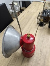 Antica lampada a carburo da