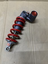 KYB Shock Absorber Sospensione
