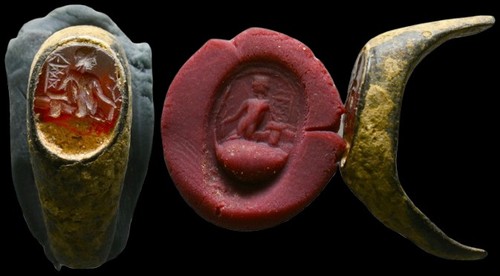 Anello antico romano con - ae,