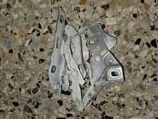 Cerniera cofano anteriore - cerniera,