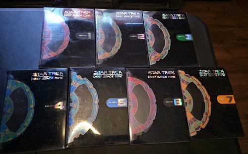 Star trek deep space nine - star,