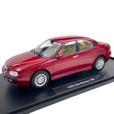 Modellino Auto Triple9 1/18