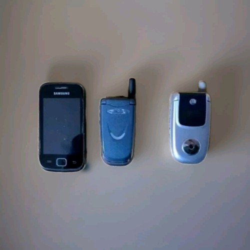 Lotto smartphone vintage - di,