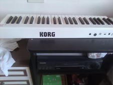 KORG K49 MIDI KEYBOARD